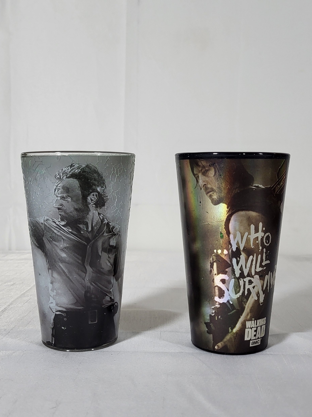 The Walking Dead 2 Glass Set Collector Pint